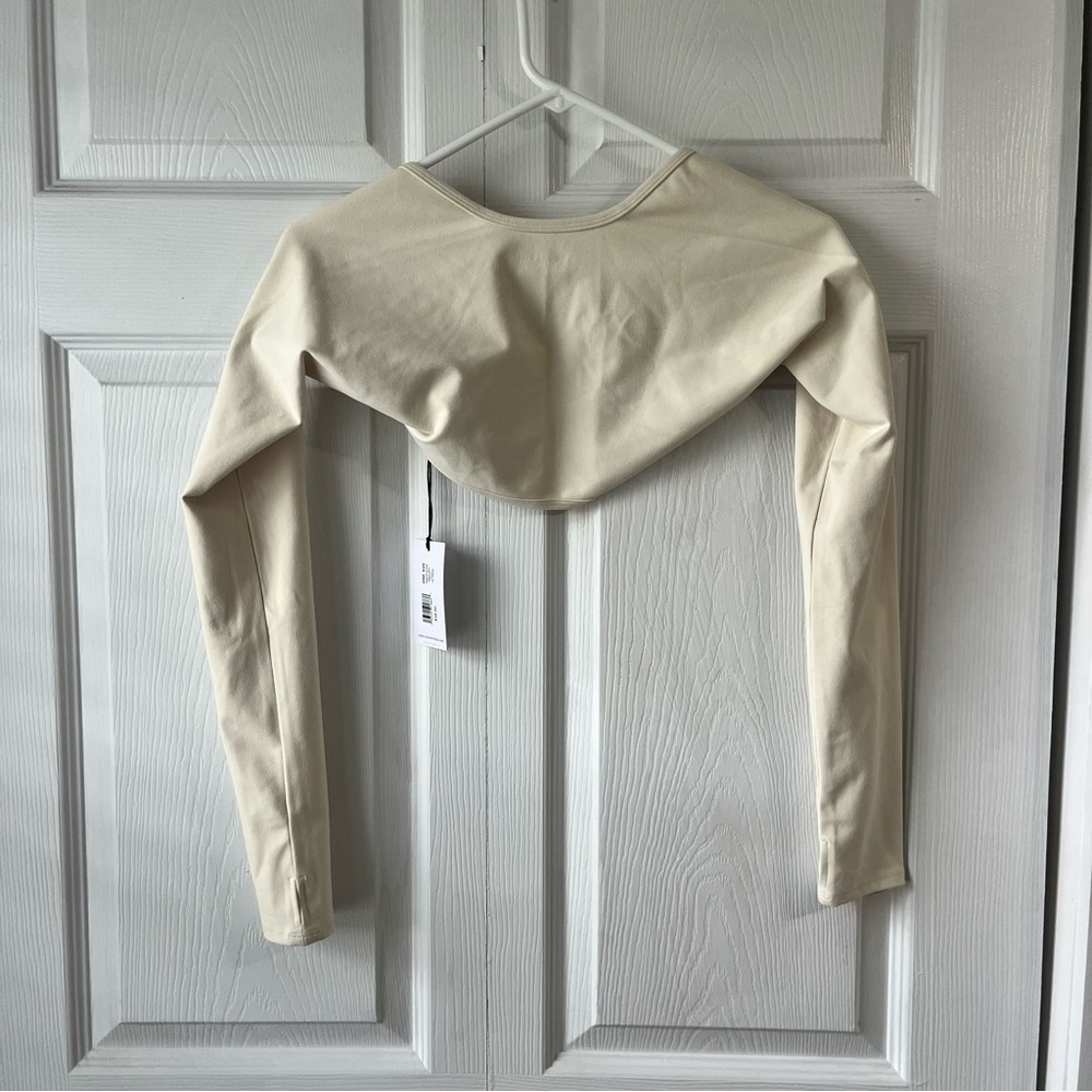 WEWOREWHAT Off-White Dancer Sleeve Top NEW One Size Balletcore - Picture 2 of 4